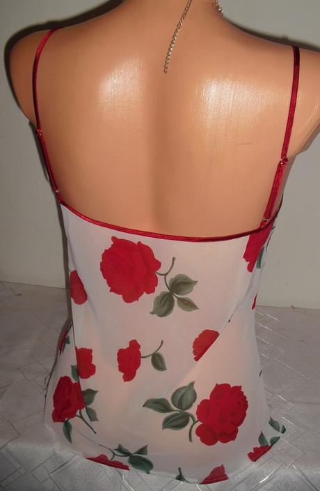 Kvietkovana romanticka kosielka, s