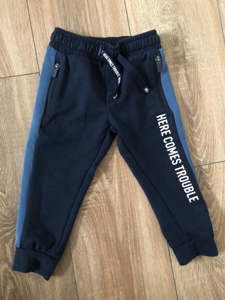 Mix oblečenia, 86–98