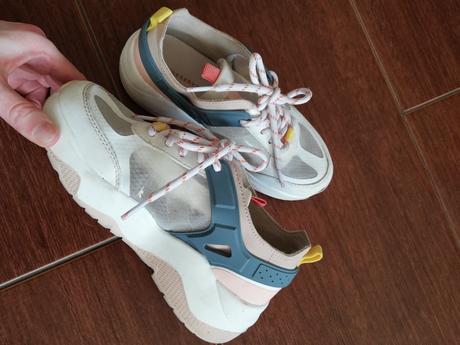 Tenisky, reserved,31