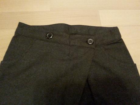 Suknove nohavice, benetton,128