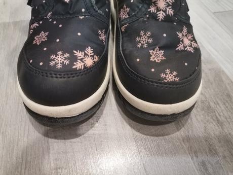 Snehule, deichmann,28