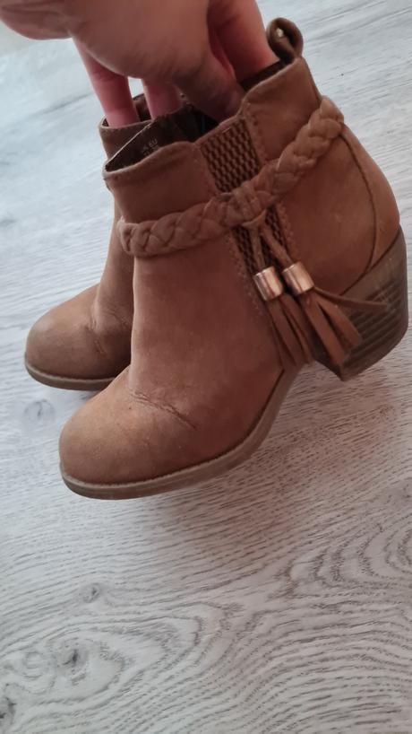 Topánky od 19-29, 24