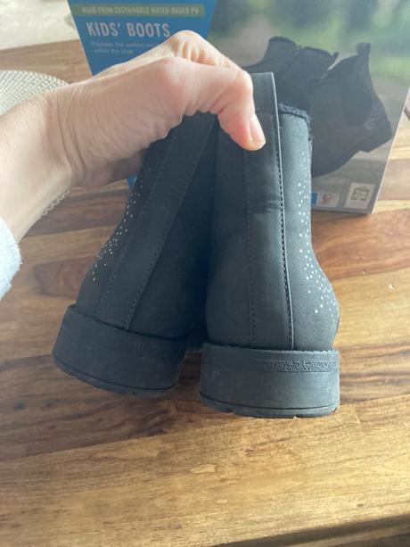 Čižmy, pepperts,35