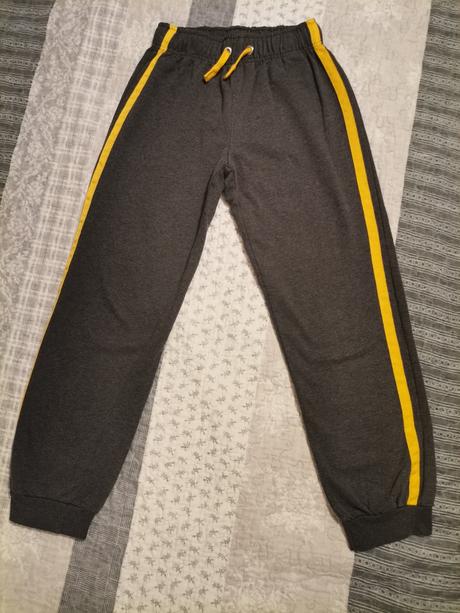 Chlapčenské tepláky č. 158 bonprix, bonprix,158