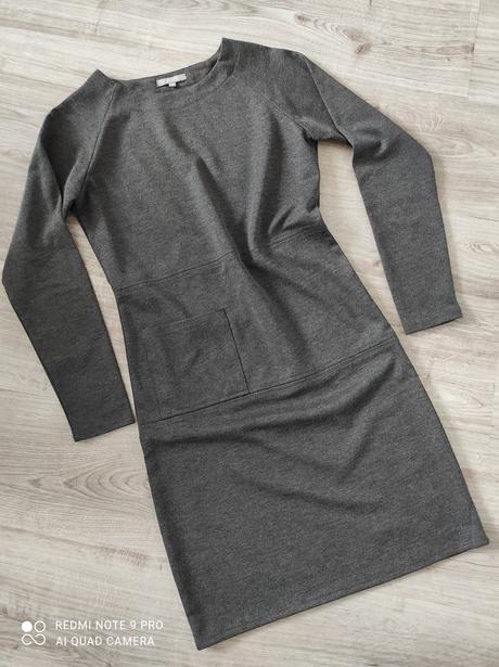 Šedé šaty, 34, gate,34