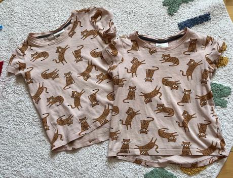 2 bledoružové bavlnené tričká s leopardmi, h&m, 98, h&m,98