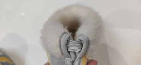 Dojčenské papuče, <17