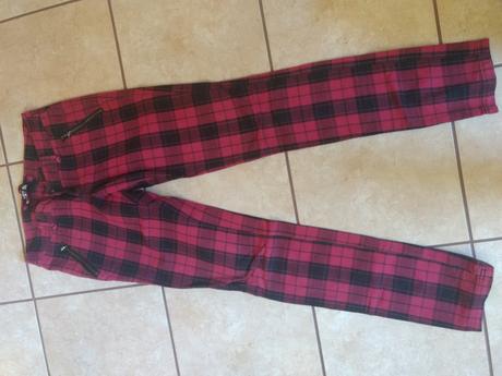 Karovane nohavice, s