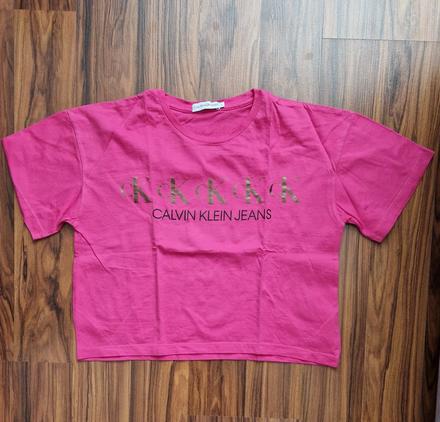 Voľnejší crop top, calvin klein,152