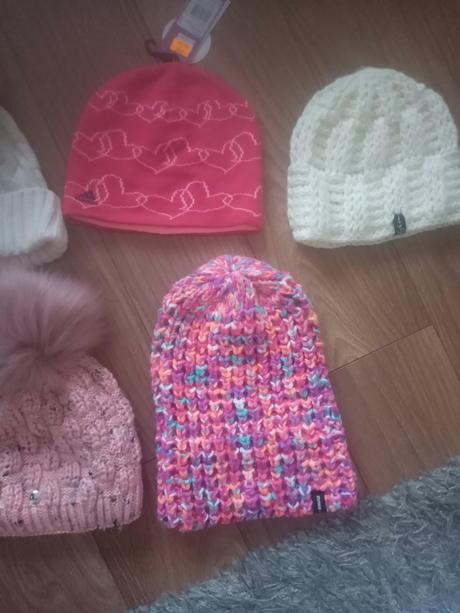 Zimné čiapky 1+1 zadarmo,