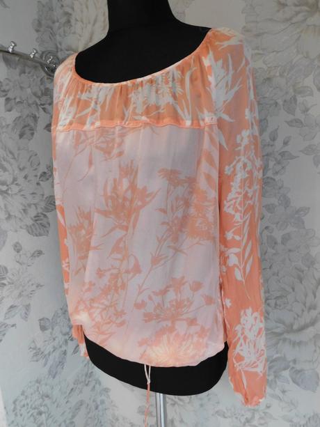 Luxusna hodvabna bluzka, 38