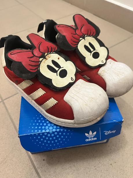 Dievcenske topanky, adidas,28