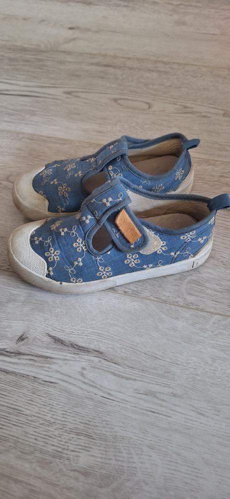 Sandálky, d.d.step,28