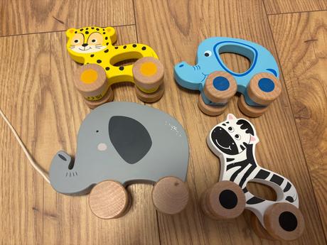 Drevené jazdecké zvieratká, 