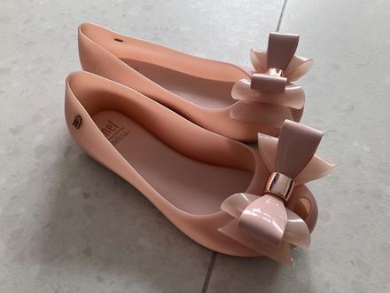 Melissky s mašľou, melissa,32