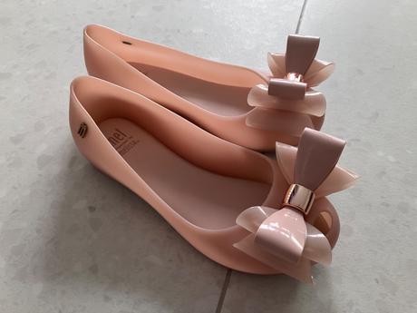 Melissky s mašľou, melissa,32