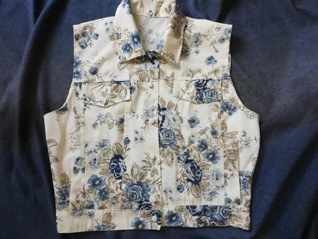 Kvetovaná vesta l, l