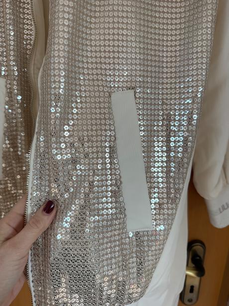 Bunda liu jo, liu jo,xs