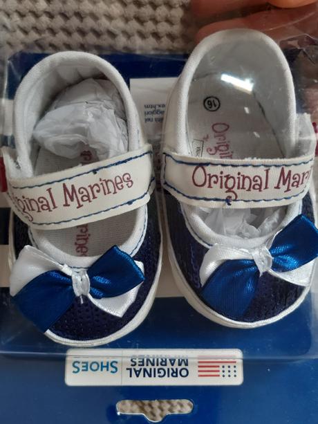 Capacky 16 original marines, <17