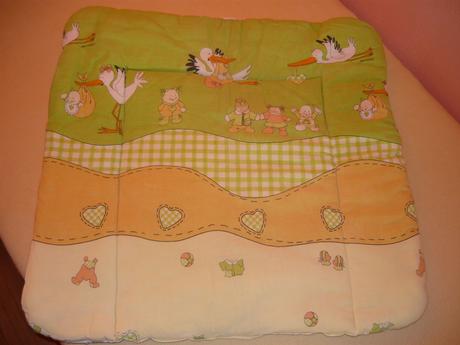 Hniezdocko, obliecky, podlozka, 50,200