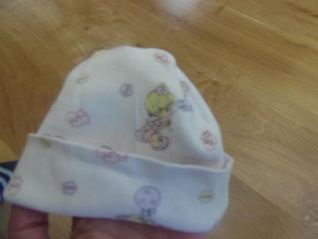 Čiapočka zn. precious moments, 56