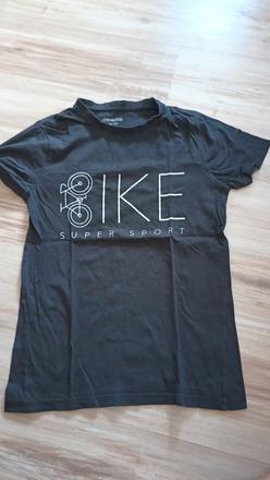 Krátke tričko, 146