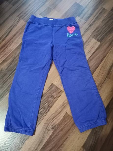 Tepláky, cena spolu, 104