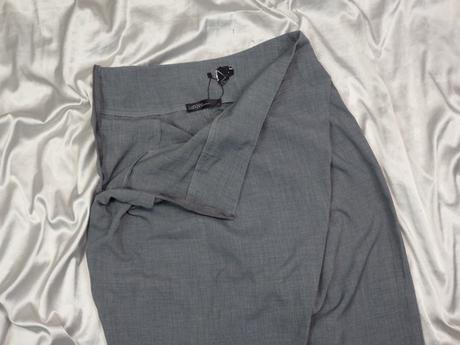 Kvalitné extravagantné nohavice, 40