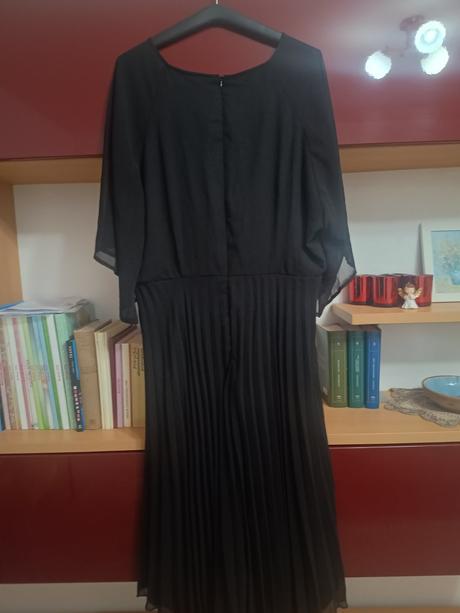 Príležitostné šaty, 50