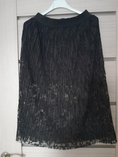 Čipkované sukna, xs