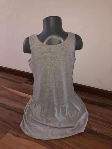 Šaty 140/146, terranova,140