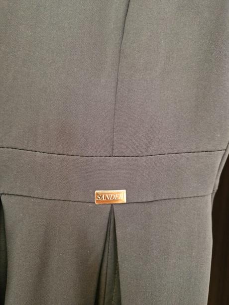 Spoločenské šaty, 38