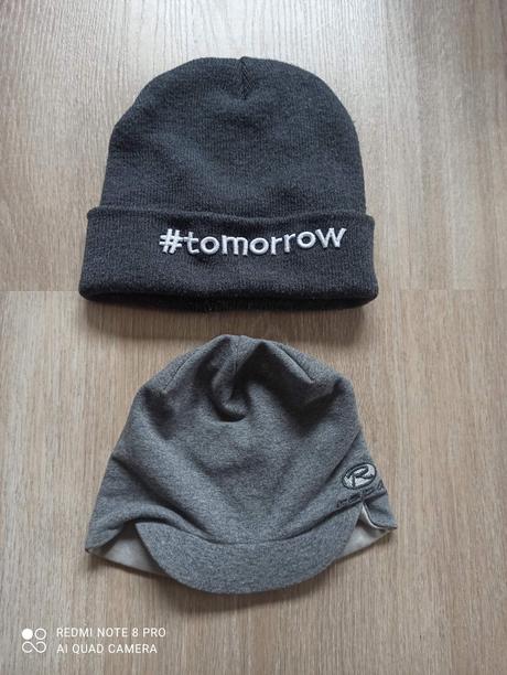 Sivé čiapky, repal,104