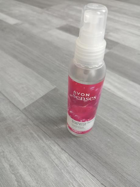 Telový sprej avon,