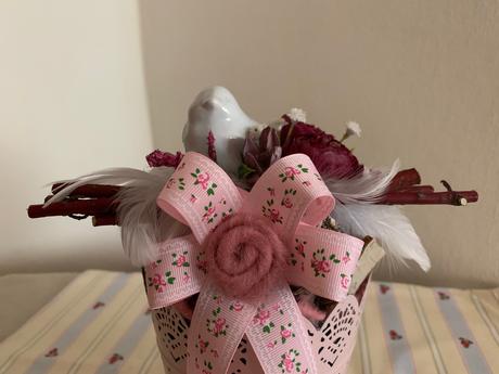 Jarná dekorácia s vtáčikom, 