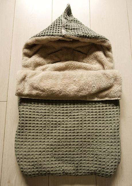 Fusak koeka do autosedačky,