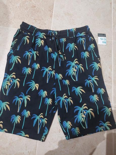 Kratasove teplaky, primark,158