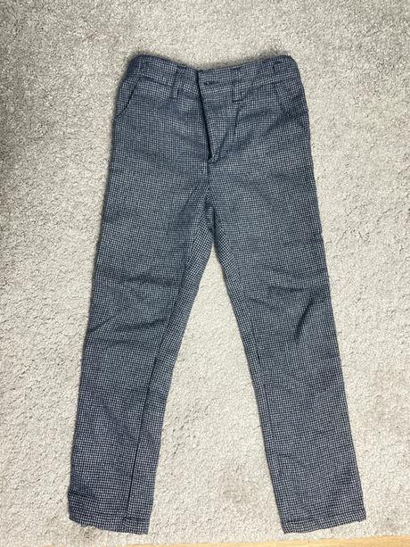 Slušné nohavice v top stave, 110