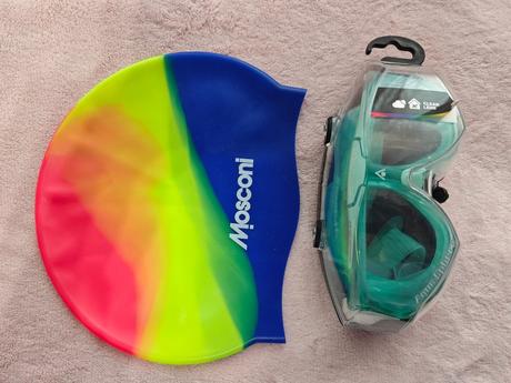 Plavecké okuliare + ciapka, 