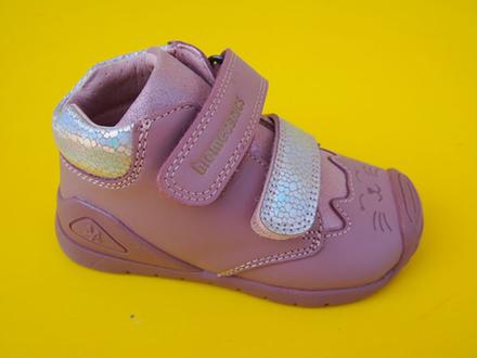 Detské kožené topánky biomecanics, 22 / 23 / 24 / 25