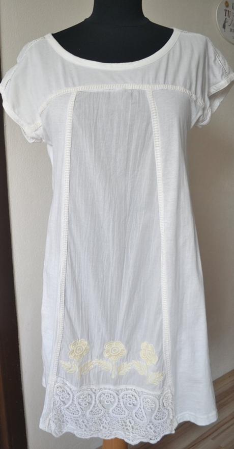 Vyšívané šaty m -l, l