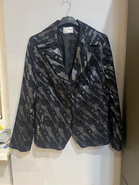 Komplet šaty + sako, 44