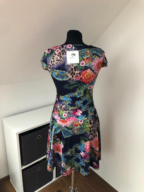 Kvietkované šaty, s