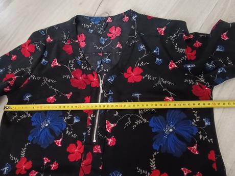 Krásna kvietkovaná blúzka, amisu,m