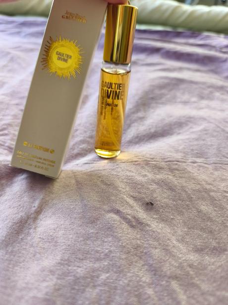 Jean paul gultier divine  15ml, 