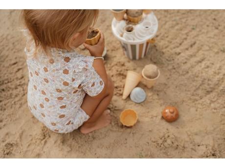 Little dutch sada na piesok vedierko so zmrzlinou,