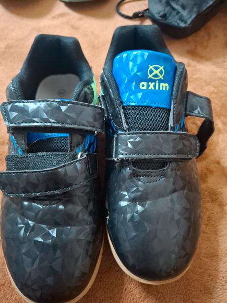 Chlapcenske halovky, reserved,36