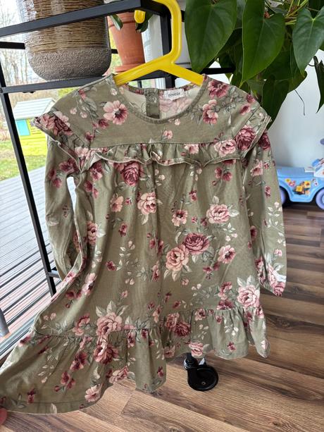 Newbie šaty 104, newbie,104