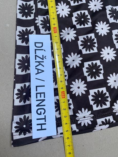 Flare pants s kvetinkami, pull&bear,xs