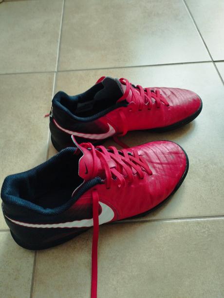 Tarfy,topánky na umelú trávu nike, nike,40